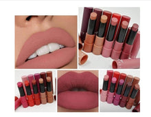 Cargar imagen en el visor de la galería, Labial Matte Mousse Italia Deluxe
